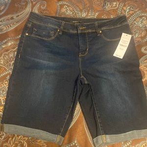 NWT Ladies denim shorts